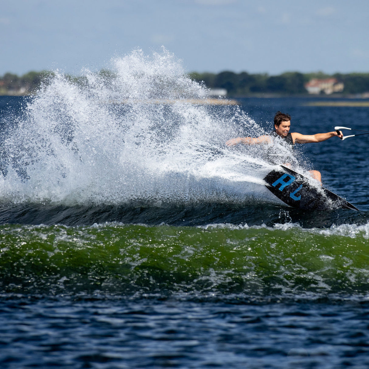 Ronix Vault Wakeboard w/ Divide Bindings