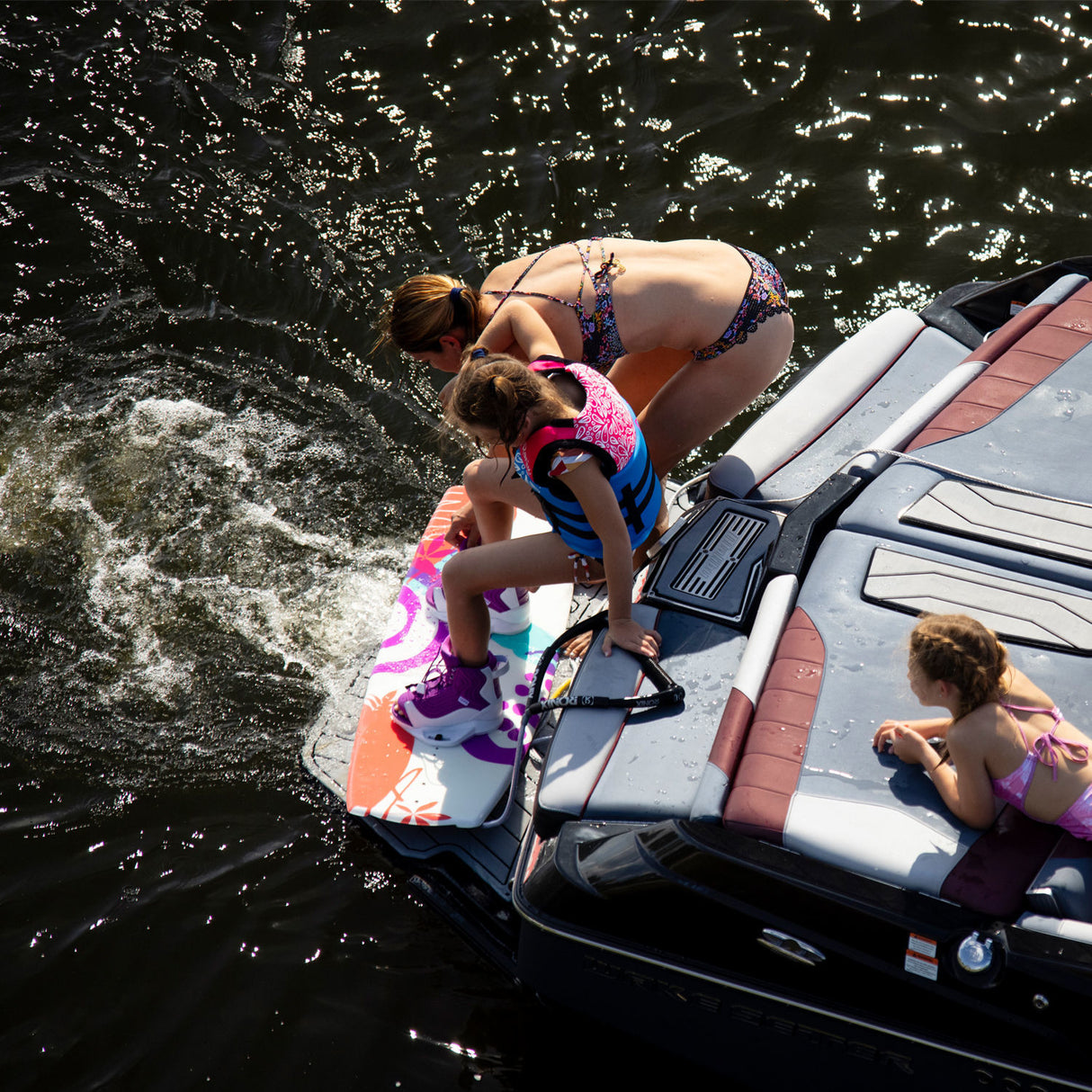 Ronix Girl's August Wakeboard w/ August Bindings