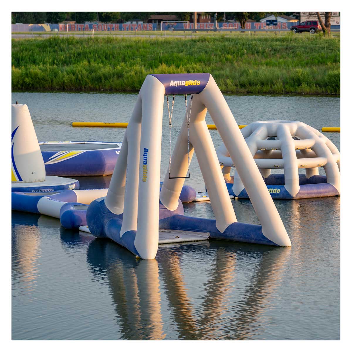 Aquaglide Catapult w/ Trapeze