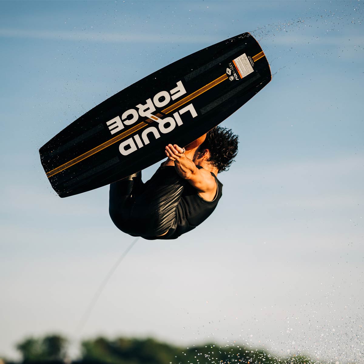 Liquid Force Ethos Wakeboard w/ Vertex 6X Bindings