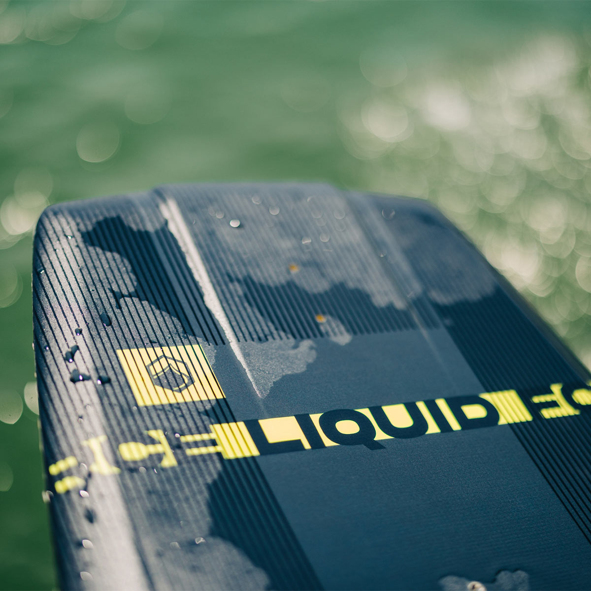 Liquid Force RDX Wakeboard w/ Classic 6X OT Bindings