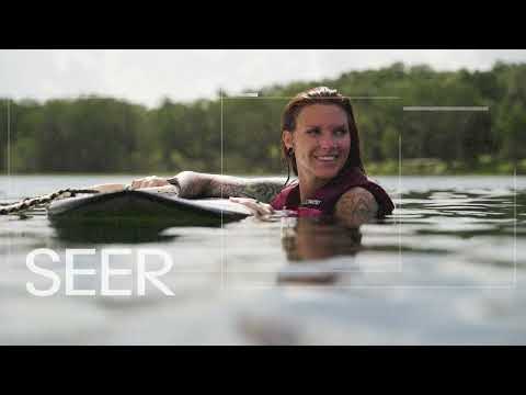 Connelly Seer Wakesurf Board