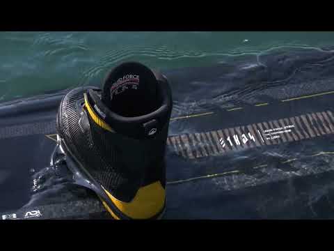 Liquid Force Ethos Wakeboard w/ Vertex 6X Bindings