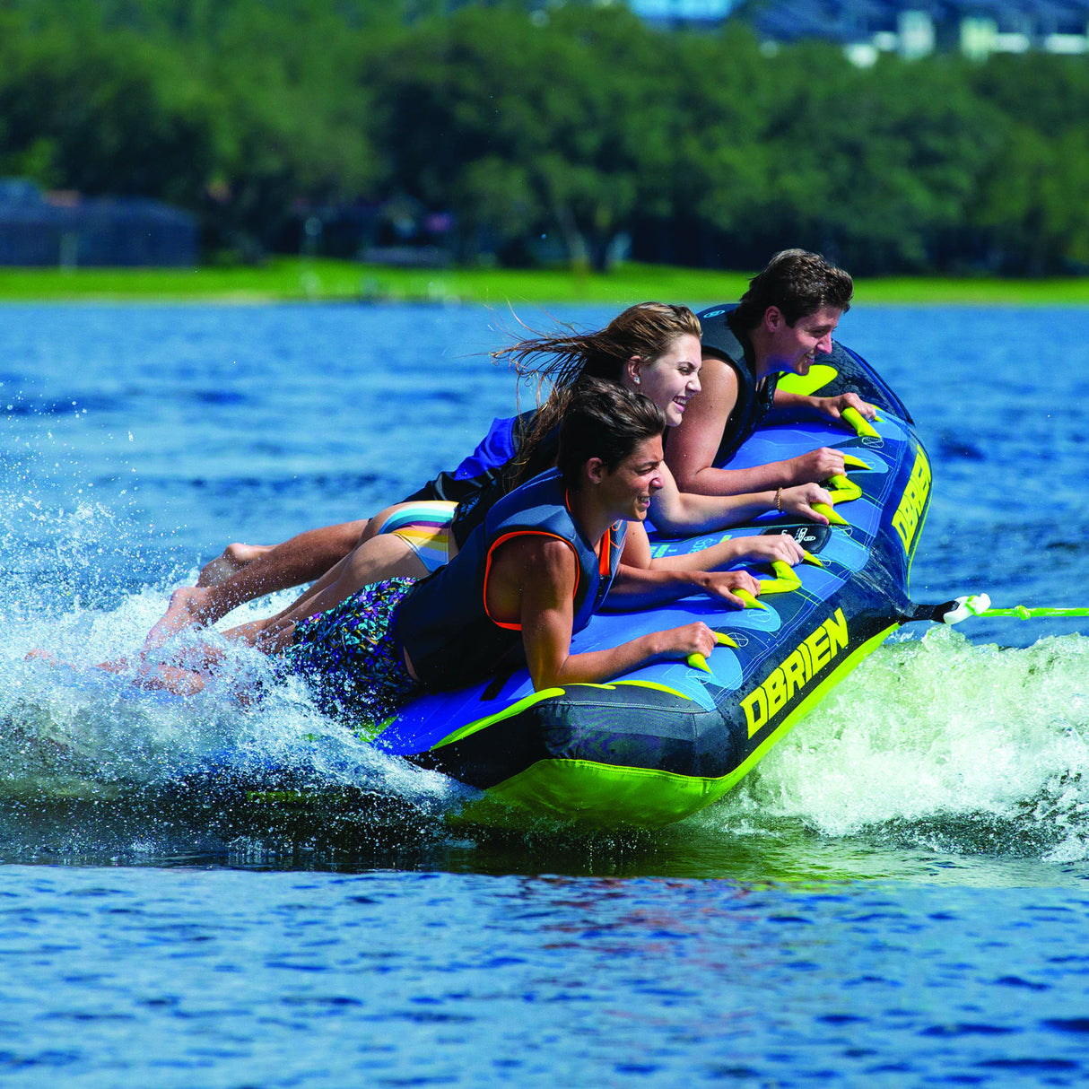 O'Brien Batwing 3-Person Towable Tube