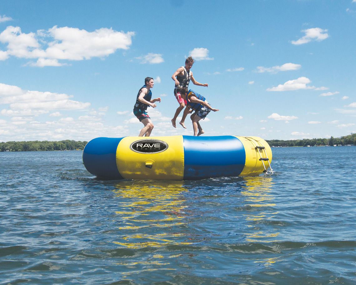 Rave Sports Bongo Bouncer - 15' – Bart's Water Sports