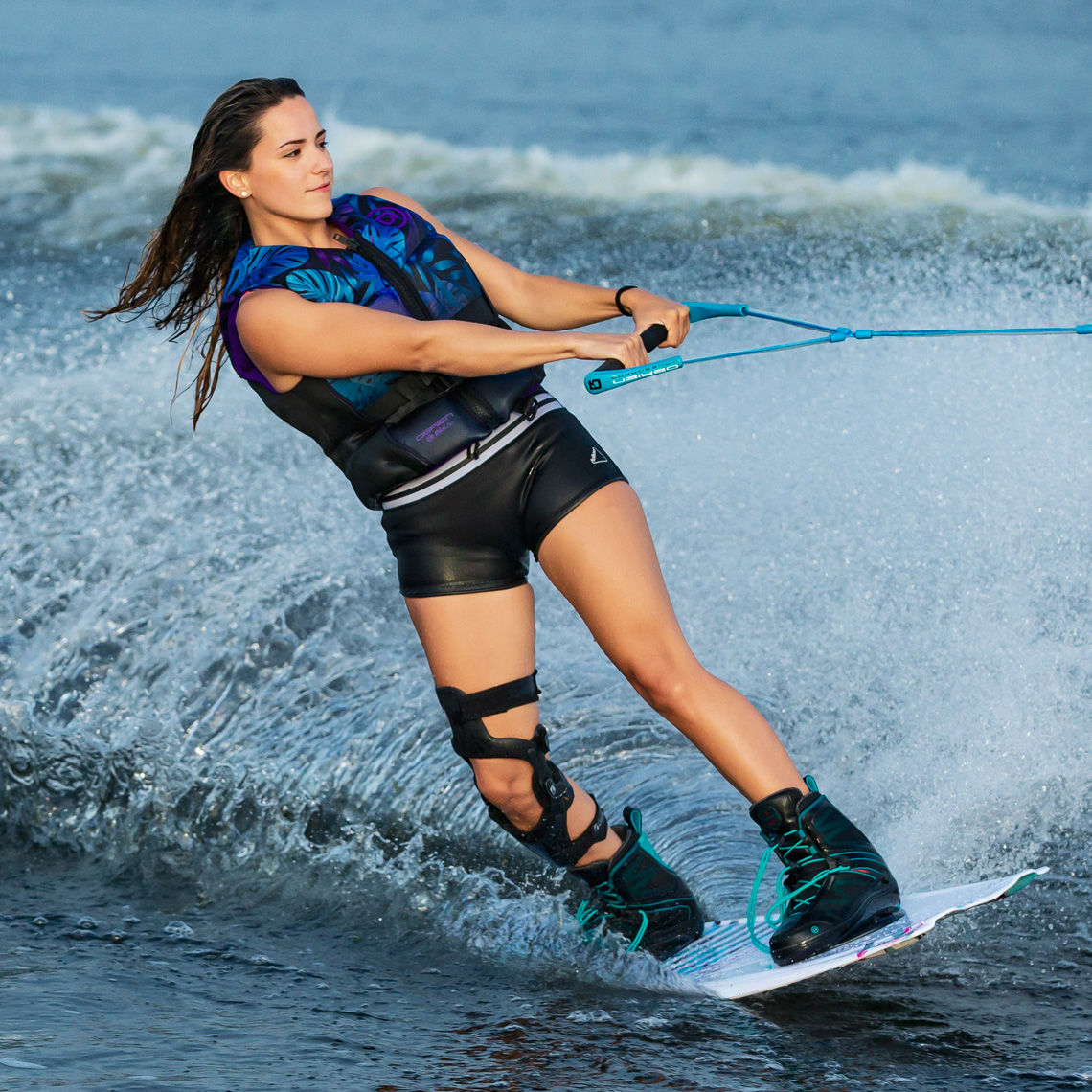 O'Brien Women's Flex V-Back Life Jacket