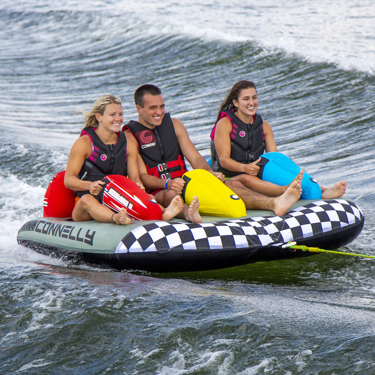 Connelly Daytona 3 Person Towable Tube