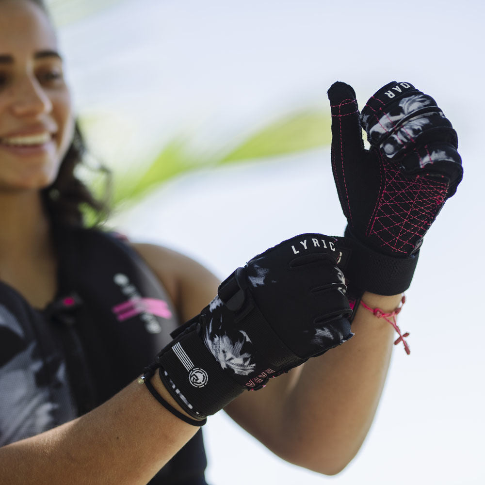 Radar Lyric Inside - Out Women's Waterski Gloves