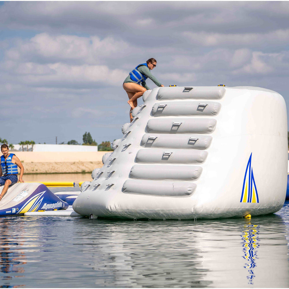 Aquaglide Hammer Jump Station